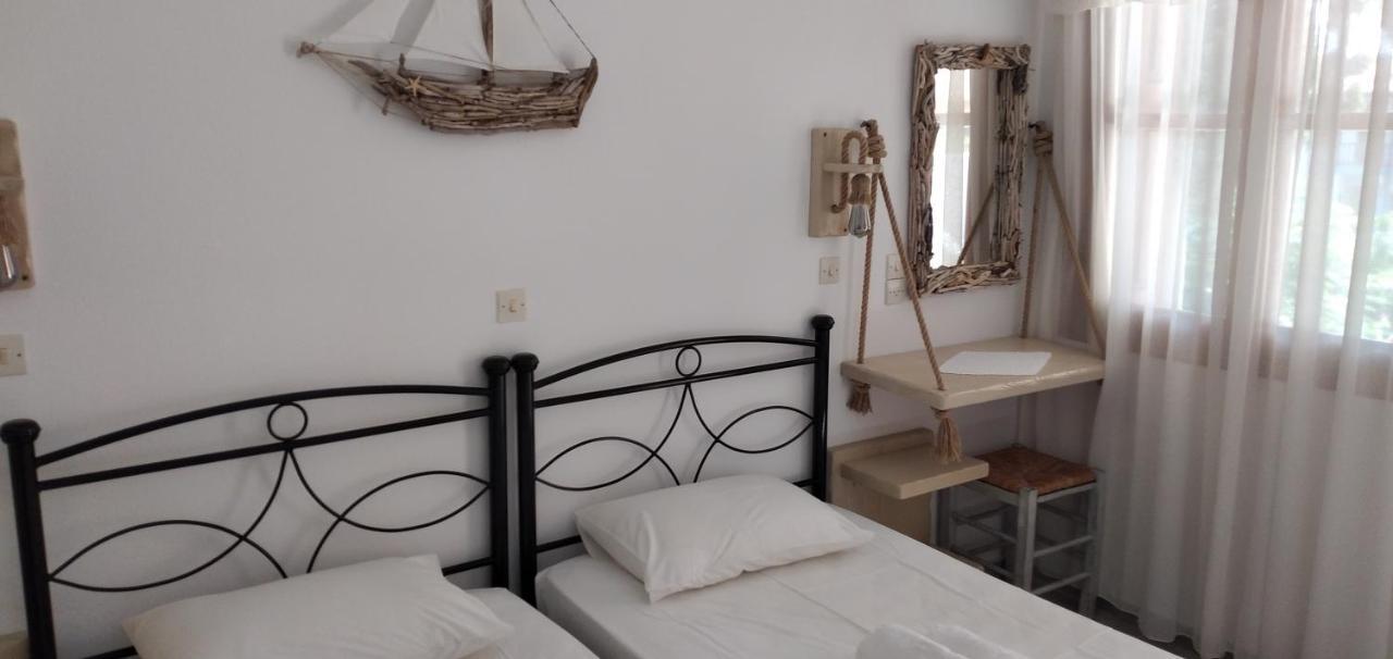 Athina Studio Apartments Kerveli Buitenkant foto