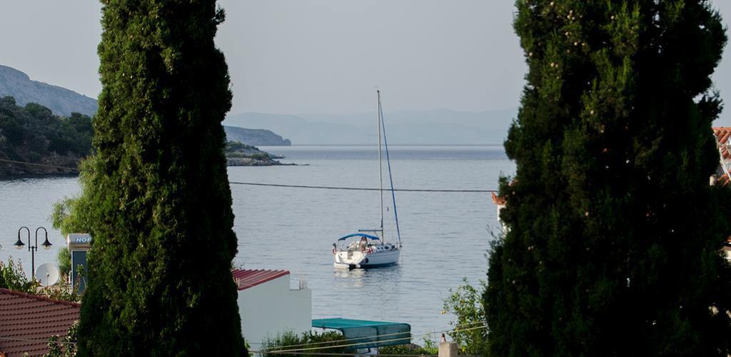 Athina Studio Apartments Kerveli Buitenkant foto