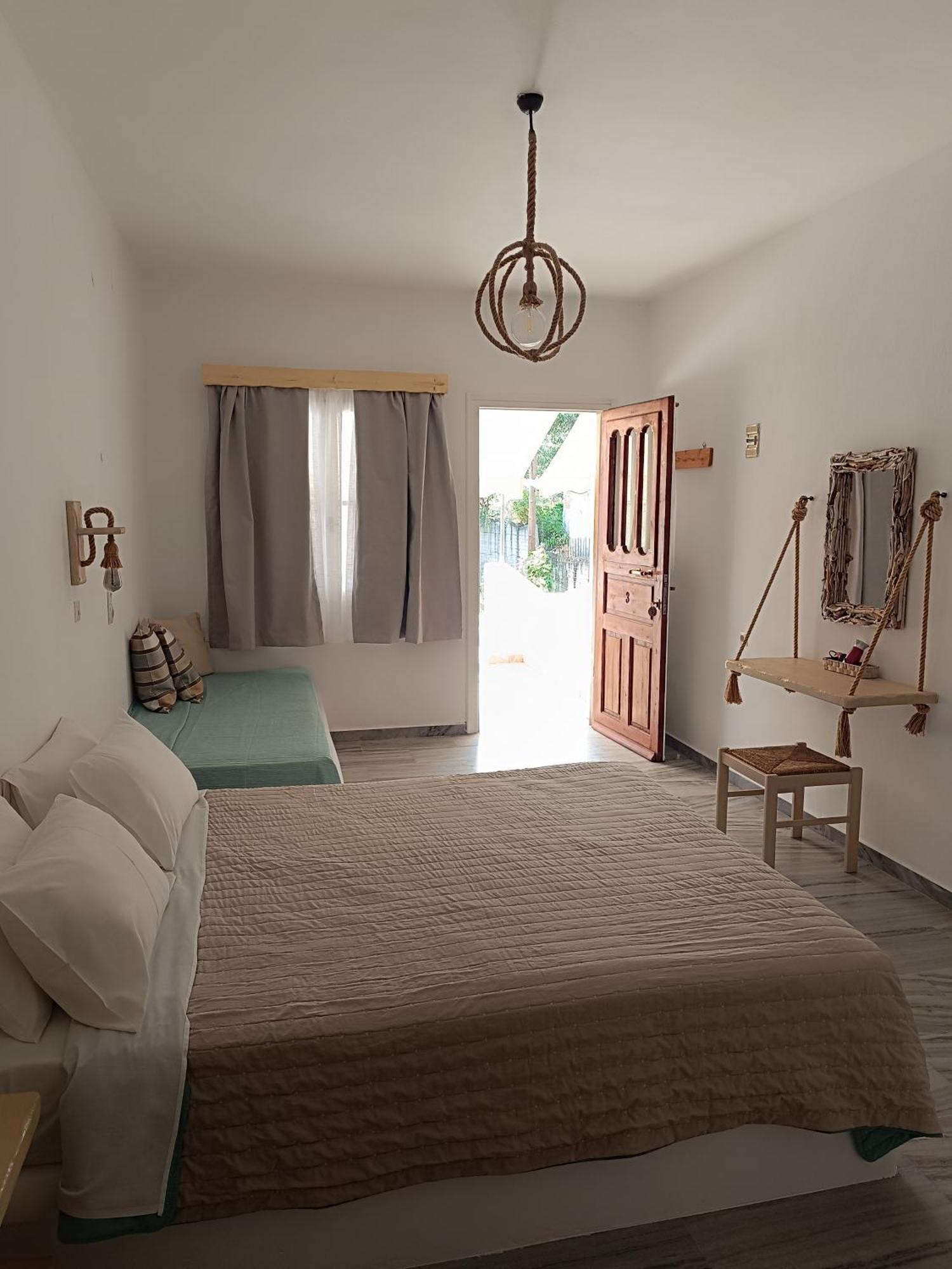 Athina Studio Apartments Kerveli Buitenkant foto