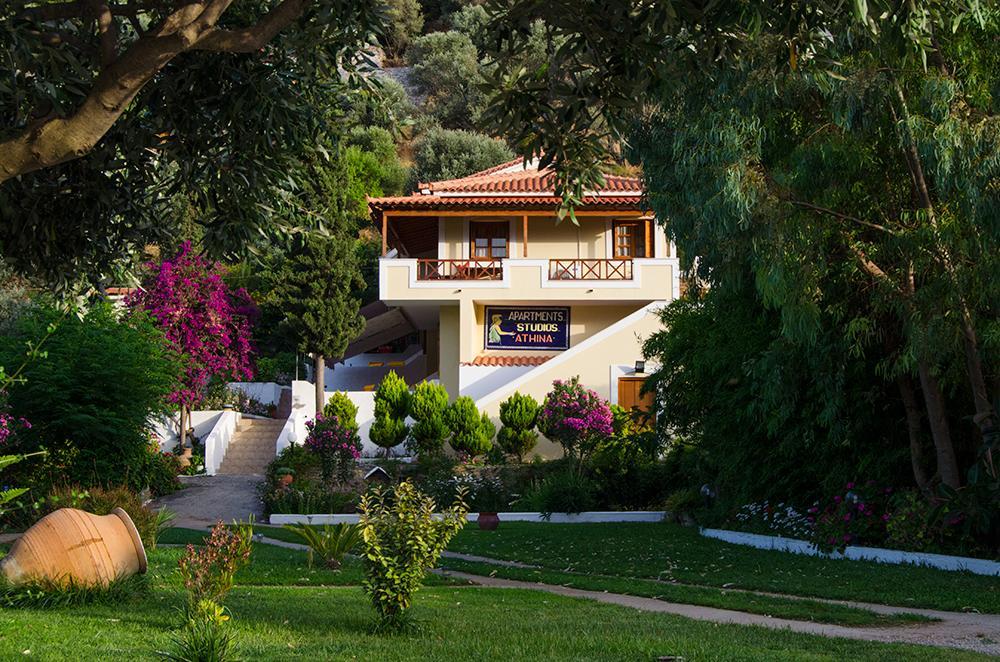 Athina Studio Apartments Kerveli Buitenkant foto