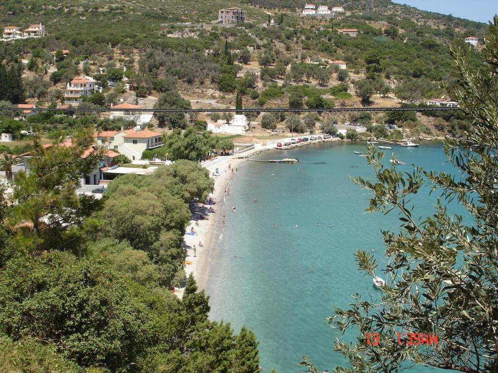 Athina Studio Apartments Kerveli Buitenkant foto